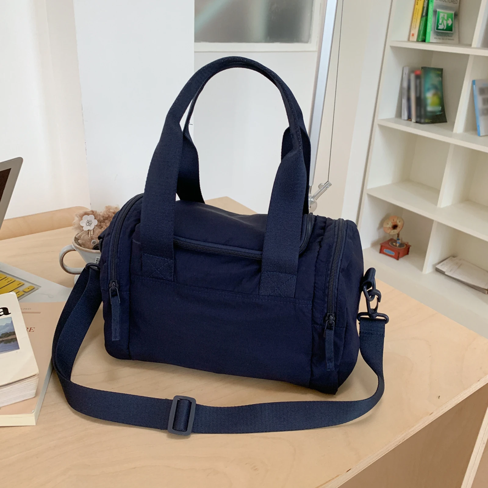 Weekender Bags with Wet Compartment Small Gym Bag Puffer Duffle Bag for Women Travel Gym Weekend Workout