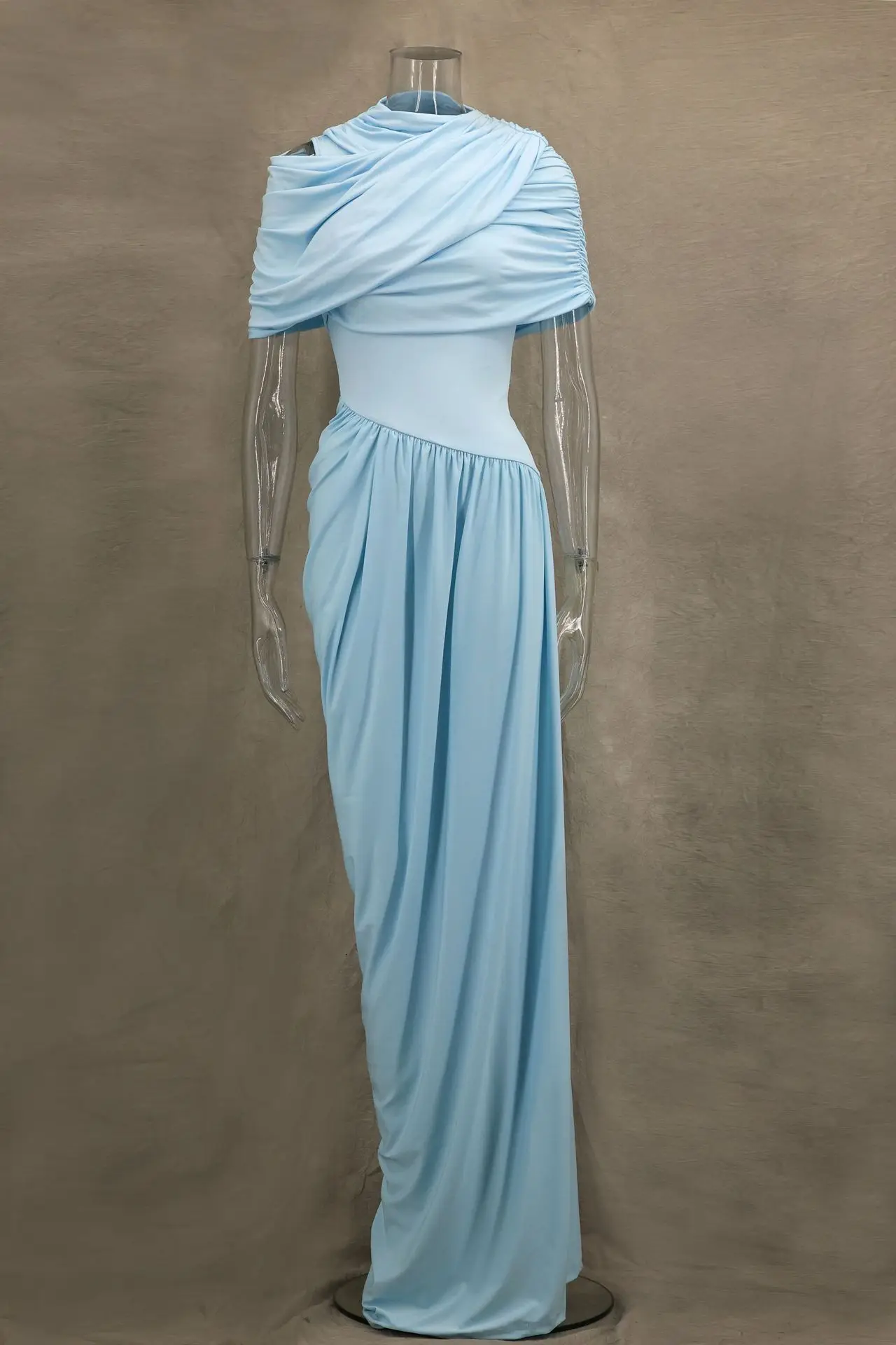 فستان أزرق طويل غير منتظم 2025