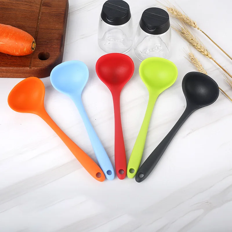 20cm Kitchen Supplies Silicone Soup Spoon High Temperature Resistant Pot Spoon Cooking Non stick Pot Special Soup serving spoon