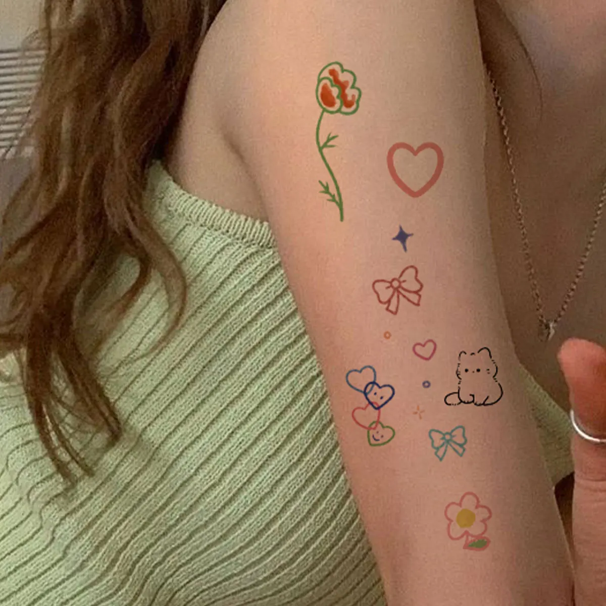 6pcs New Cartoon Pattern Colored Flower Heart Temporary Tattoo Stickers Waterproof Magic Tattoo Disposable Tattoo Stickers 4