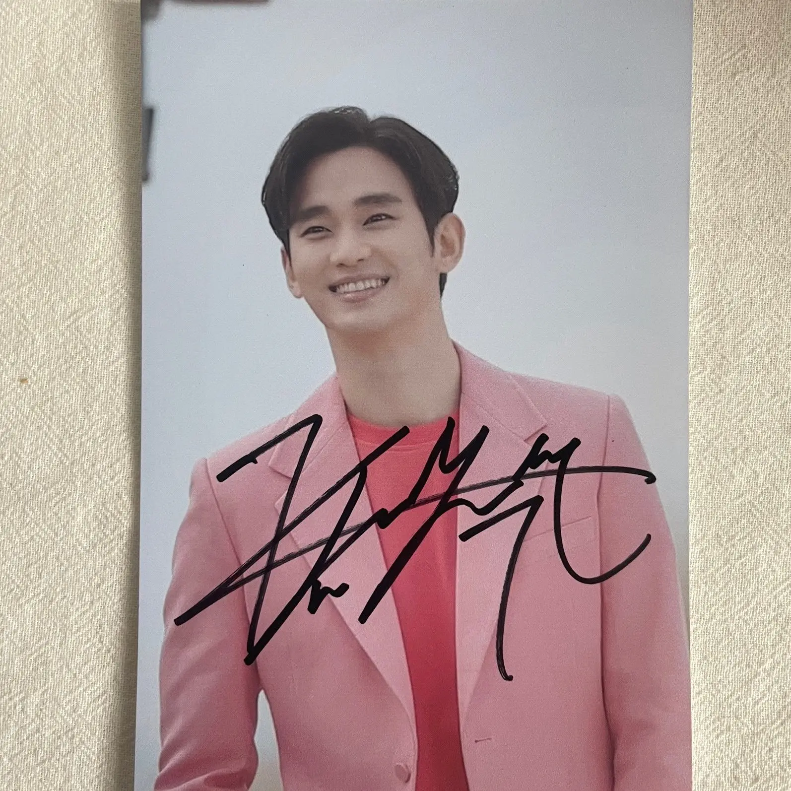 Soo-hyun Kim Su-hyun Signature Photo Hand Signed Photo Fans