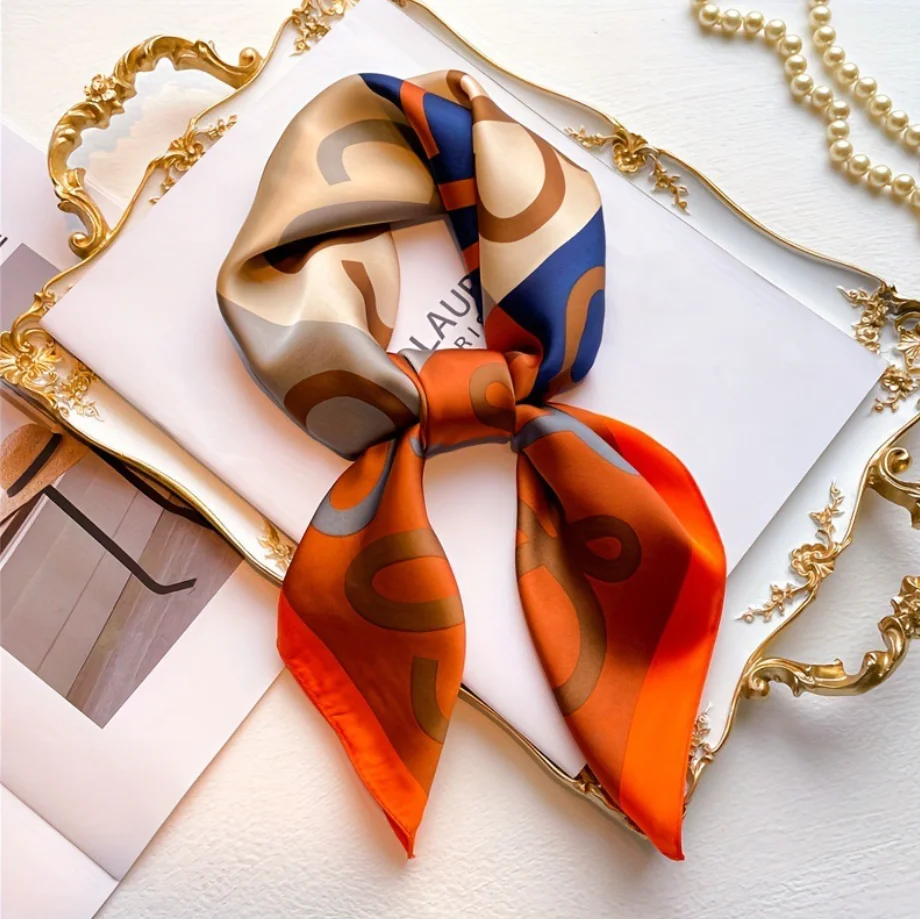 Women Fashion Versatile New Silk Scarves 70x70cm Square Scarf Korean Version Neck Protection Spring and Autumn Vintage Scarf