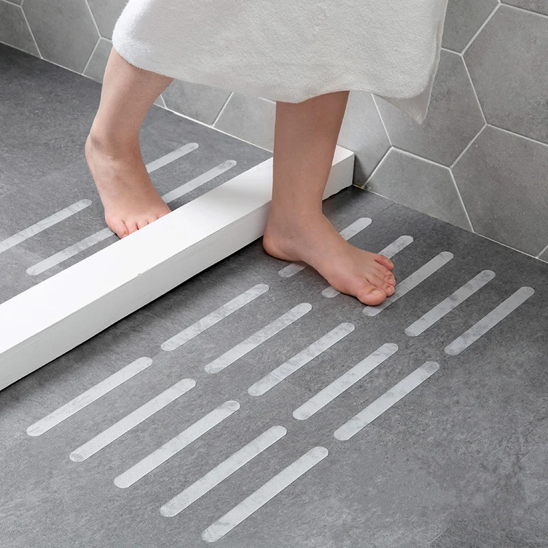 Anti-Slip Strisce Adesivi Doccia Vasca Da Bagno di Sicurezza Strisce  Trasparente Antiscivolo Strisce Adesivi per Vasche Da Bagno Docce Scale  Pavimenti - AliExpress