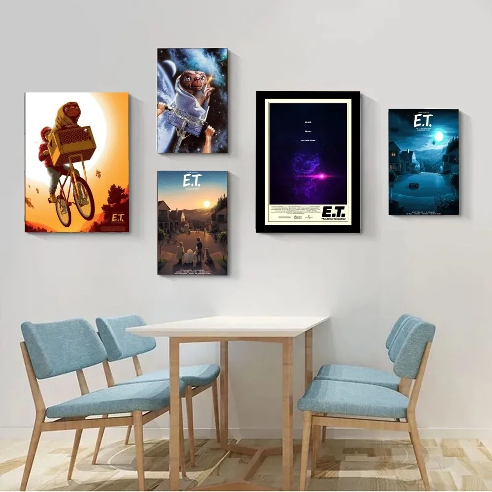Film E.T. Poster Vintage Kraft Club Bar Paper Vintage Poster Wall Art Painting Bedroom Study Stickers