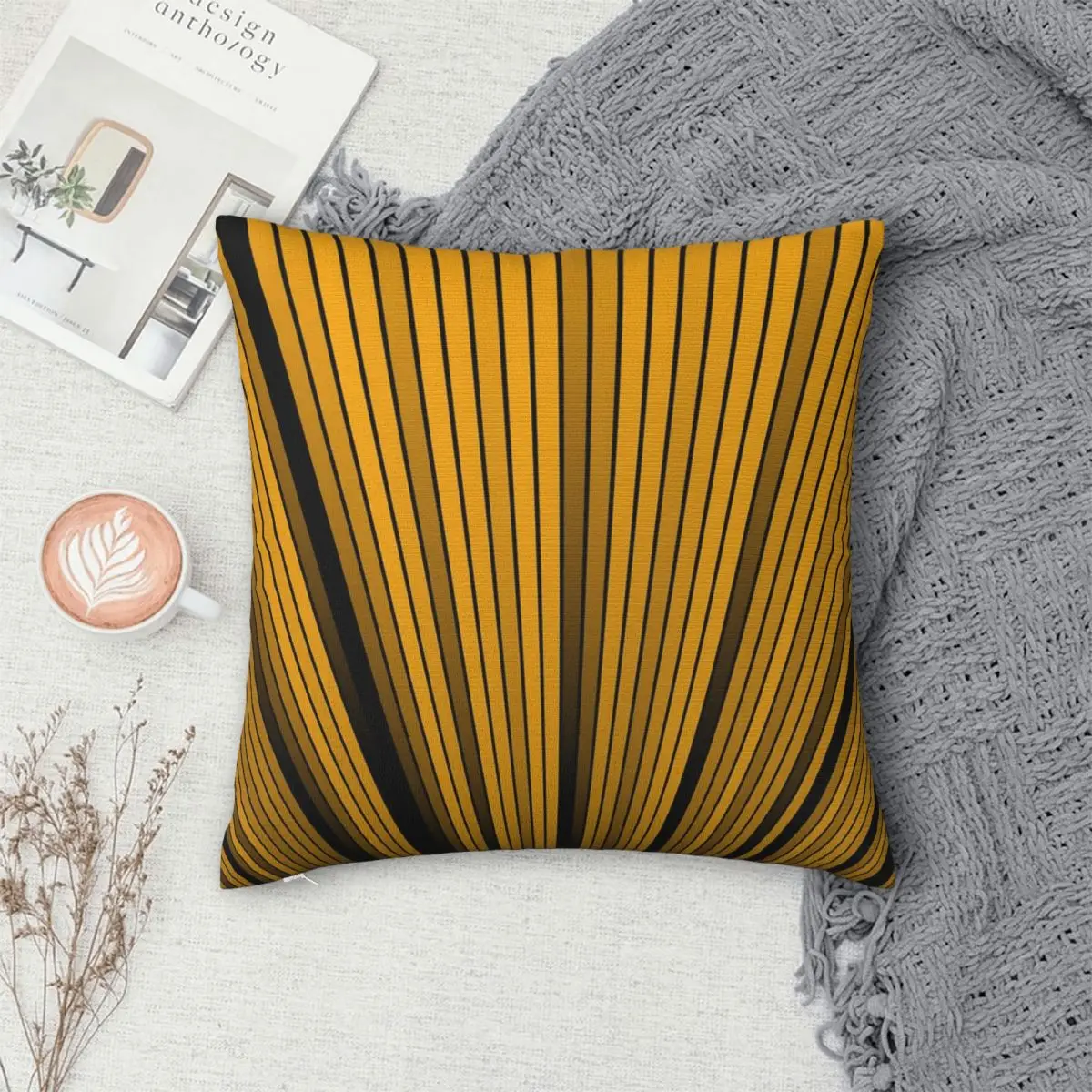 

Golden Art Deco Rays Pillowcase Polyester Pillows Cover Cushion Comfort Throw Pillow Sofa Decorative Cushions Used for Bedroom