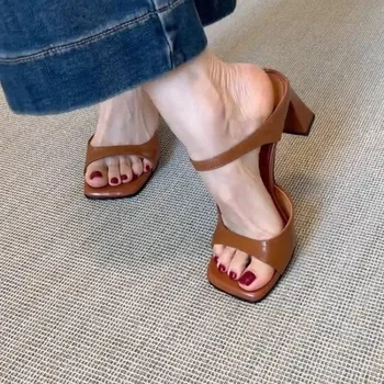 Women's High-Heeled Sandals: 2026 New Summer Collection – Square-Toe, Chunky-Heeled, Height-Enhancing Sandals for Outdoor Wear 1