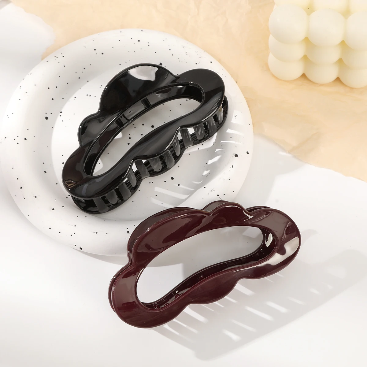 Large Hair Clip Claws For Women Black Simple Cloud Shape Hairpin Crab Hair Clip Ladies Temperament Shark Clip Hair Accessories