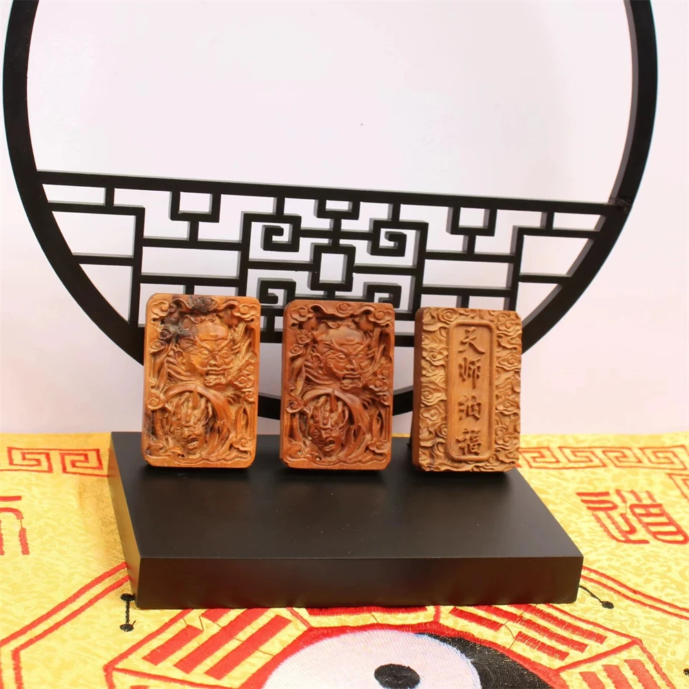 

Lightning struck jujube wood, Heavenly Master Nafu, Zhong Kui pendant, pure handmade carving, handicraft pendant