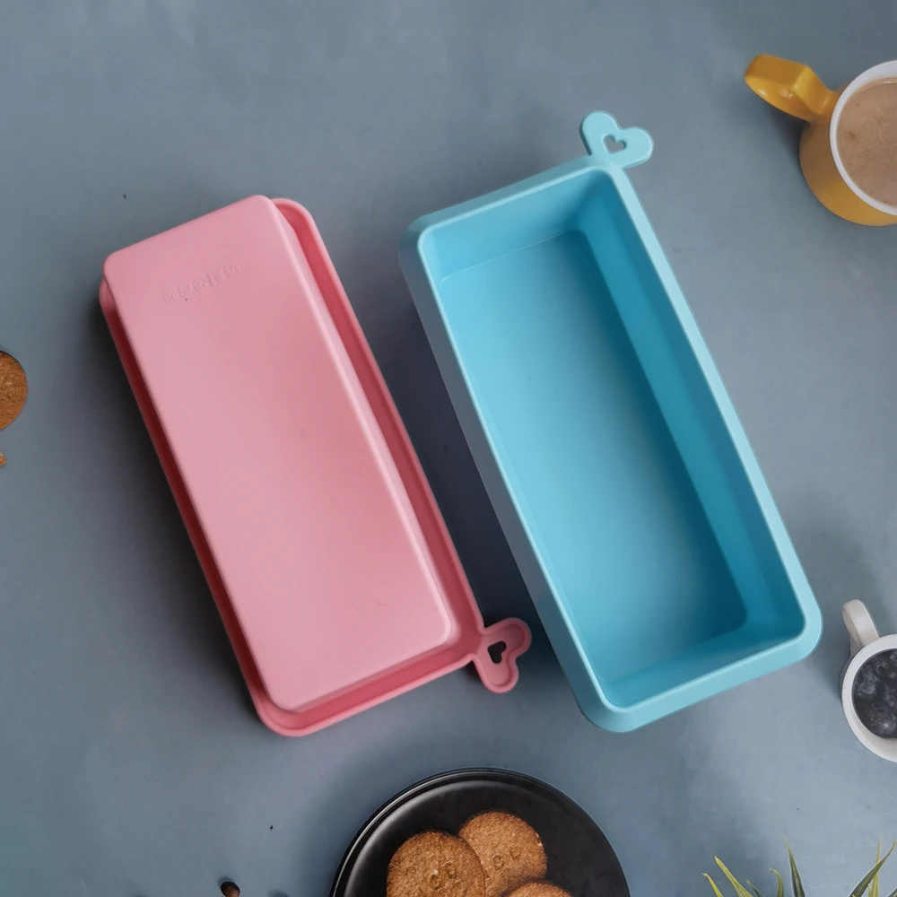 RectangularLoveHangingHoleSiliconeCakePanMoldToastBreadMold