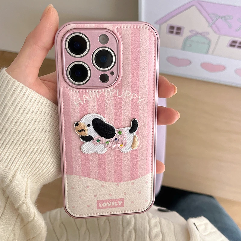 Pink Embroidered Dog Puppy Phone Case For iPhone 16 15 13 14 Pro Max Soft Leather Drum Bag Back Cover