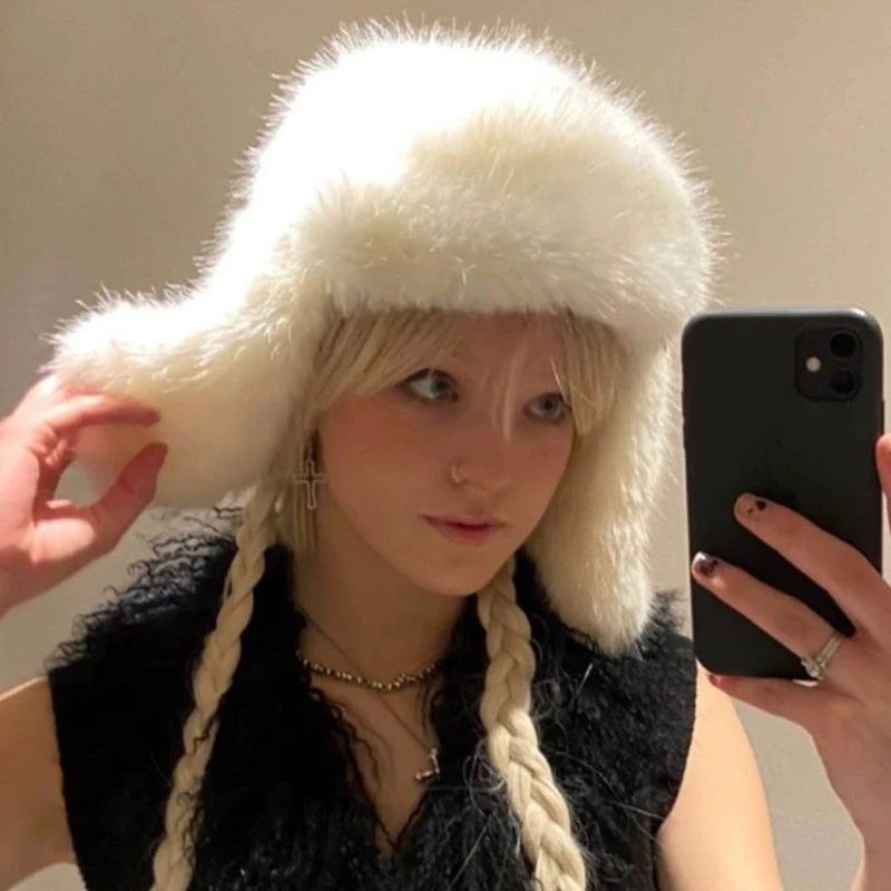 

2023 Faux fur Bomber Hats Outdoor Ski Winter Hat with ear flaps Women Trendy Thick Earmuffs Ear Protection Warm Hat Pilot Cap