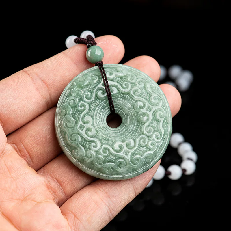 Jia Le/ Natural Jade Hand-carved Ji Xiang Ru Yi Safe Buckle Necklace Pendant Emerald Jewelry Accessories Fashion Couple Gift