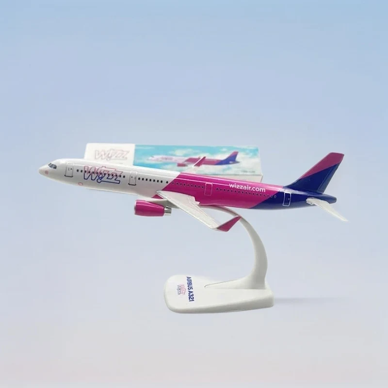 Wizz Air 1/200航空機モデル Wizz Air Airbus A321 Model Aircraft Plane Scale 1:200 - NEW