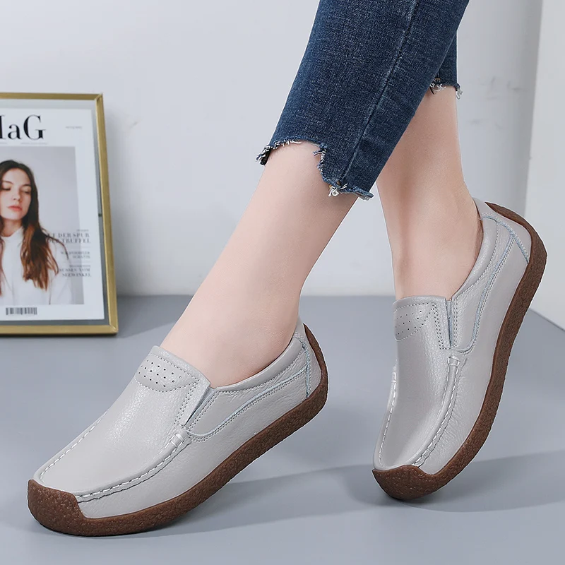 Genuine Leather Women's Casual Shoes Leisure Sneakers Women Luxury Brand Slip-on Loafers Female Soft Moccasins Zapatos De Mujer women shoes casual shoes women sneakers women flats