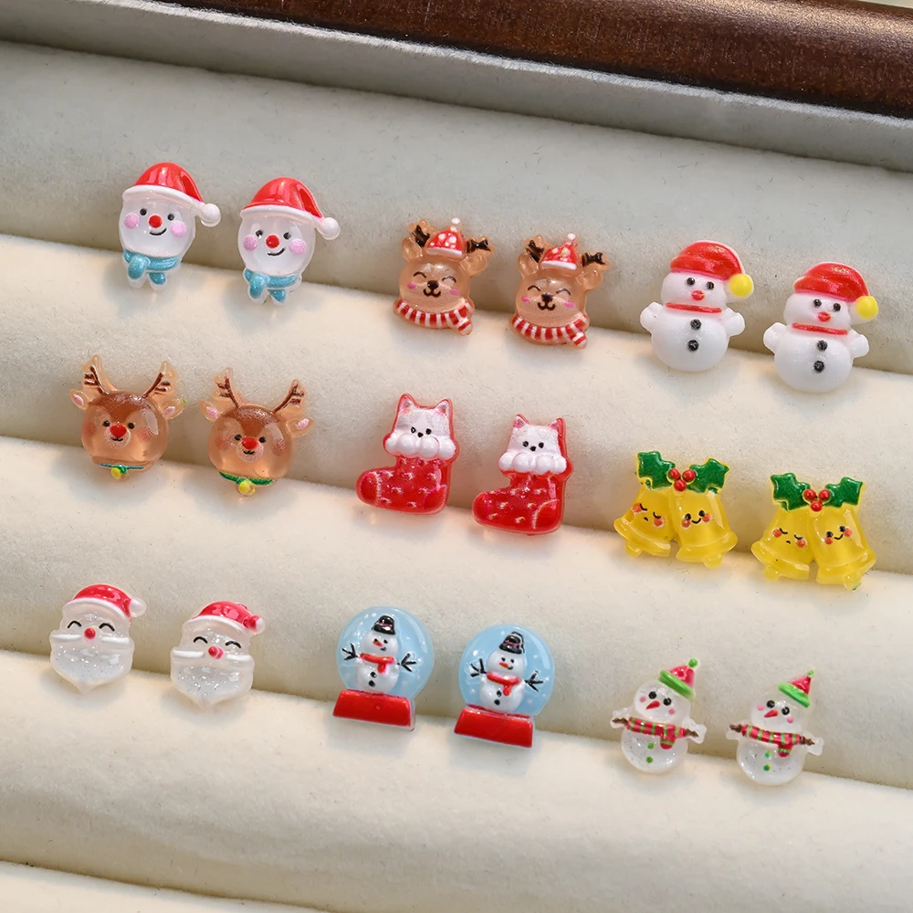 50 Stück 3D Schneemann Elch Weihnachts-Nagelanhänger Cartoon Weihnachtsglocke Socken Harz Nagelkunst Dekoration für DIY Bastelarbeiten Haarschmuck Kindergeschenk – Detail 16
