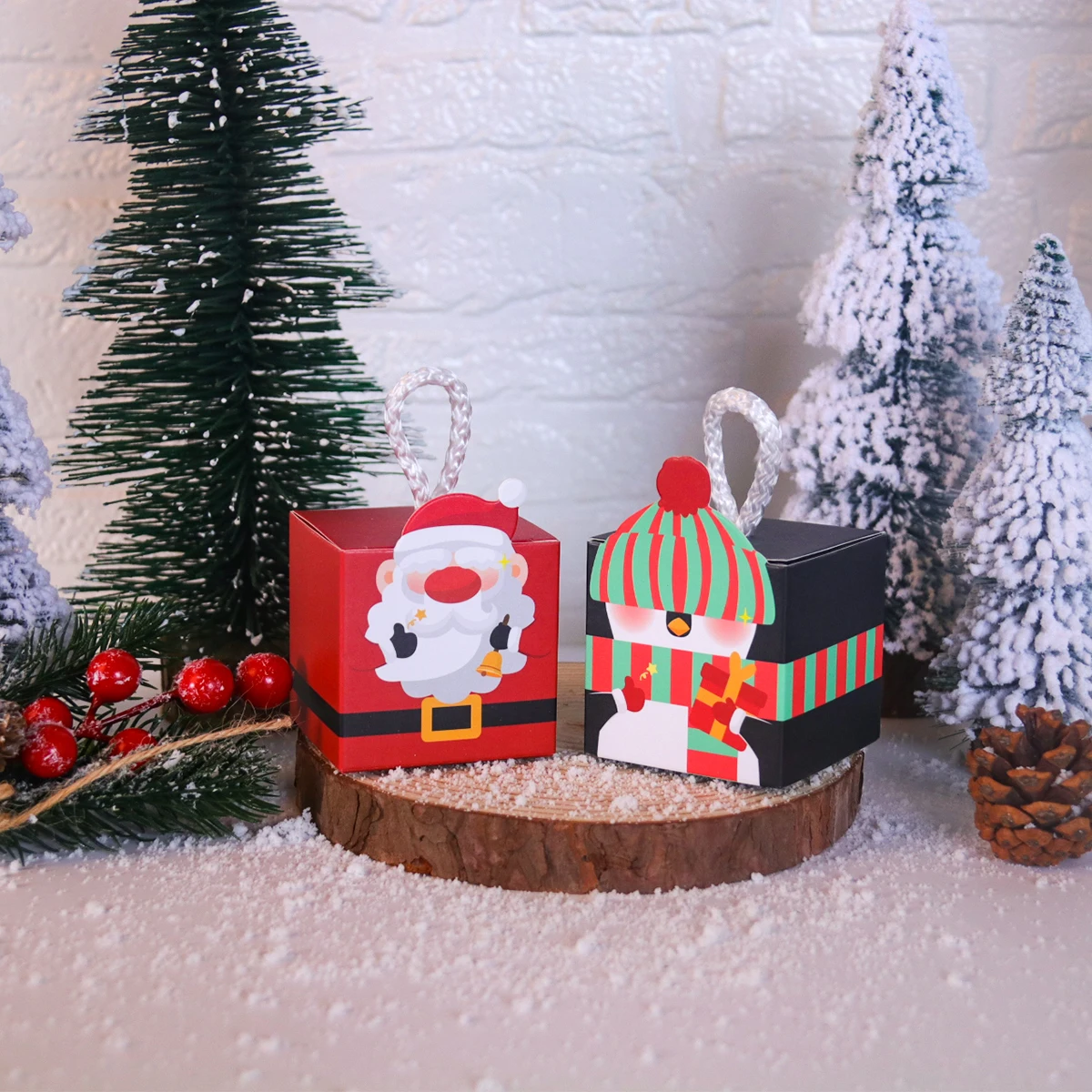 

10Pcs/Set Christmas Party Gift Packaging Box Cartoon Santa Claus Elk Shaped Paper Box Candy Box Birthday Christmas Supplies