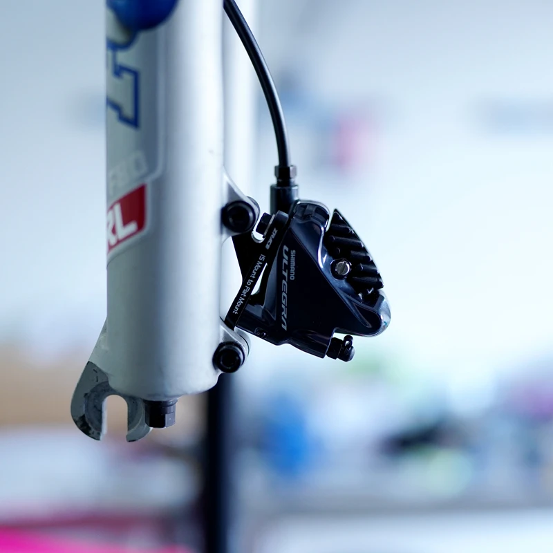 ZRACE Post / IS Mount to Flat Mount Brake Adapter, Post / IS to Flat Brake Adapter