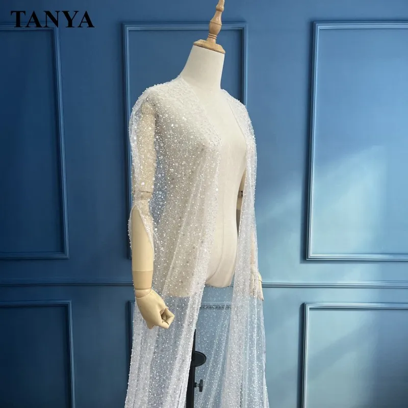 Рисунок 3 - Роскошная блестящая Длинная накидка с коротким шлейфом