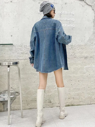 [EAM] 여성용 블루 데님 라인스톤 블라우스, 라펠 긴팔, 루즈핏 셔츠, 빅 사이즈, 패션 타이드 용수철, 가을 2024, 1DF6775, 신상 5