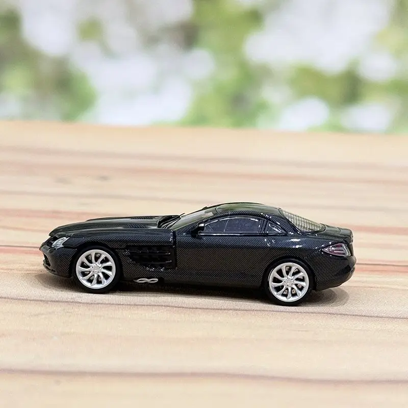 Diecast 1/64 Scale Mercedes SLR McLaren Alloy Car Model Benz