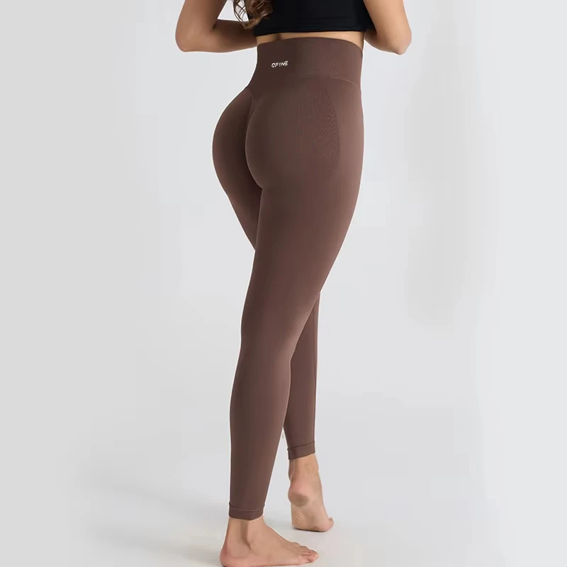 Popular Brand Impact Leggings for Women Seamless and Breathable Yoga Hip Grabbing Weightlifting Cycling Gym Sports Leggings
