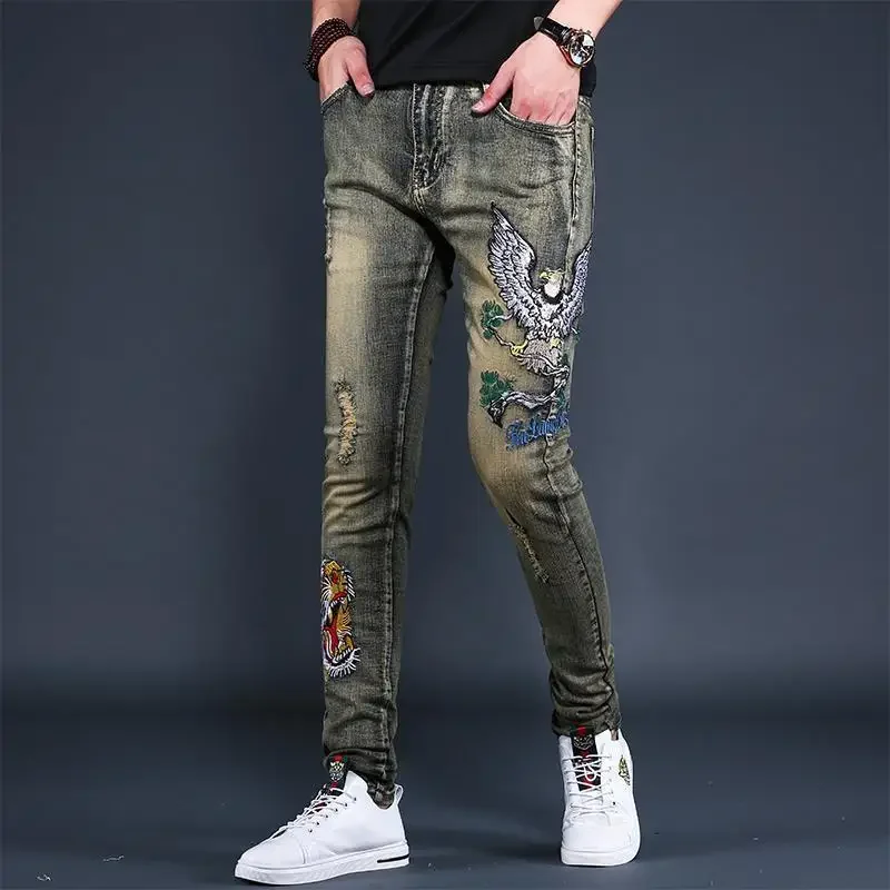 thumbnail image 1 of Pantalones vaqueros ajustados para hombre, pantalones vaqueros ajustados con estampado punk y estilo callejero japonés retro, 1 of 5