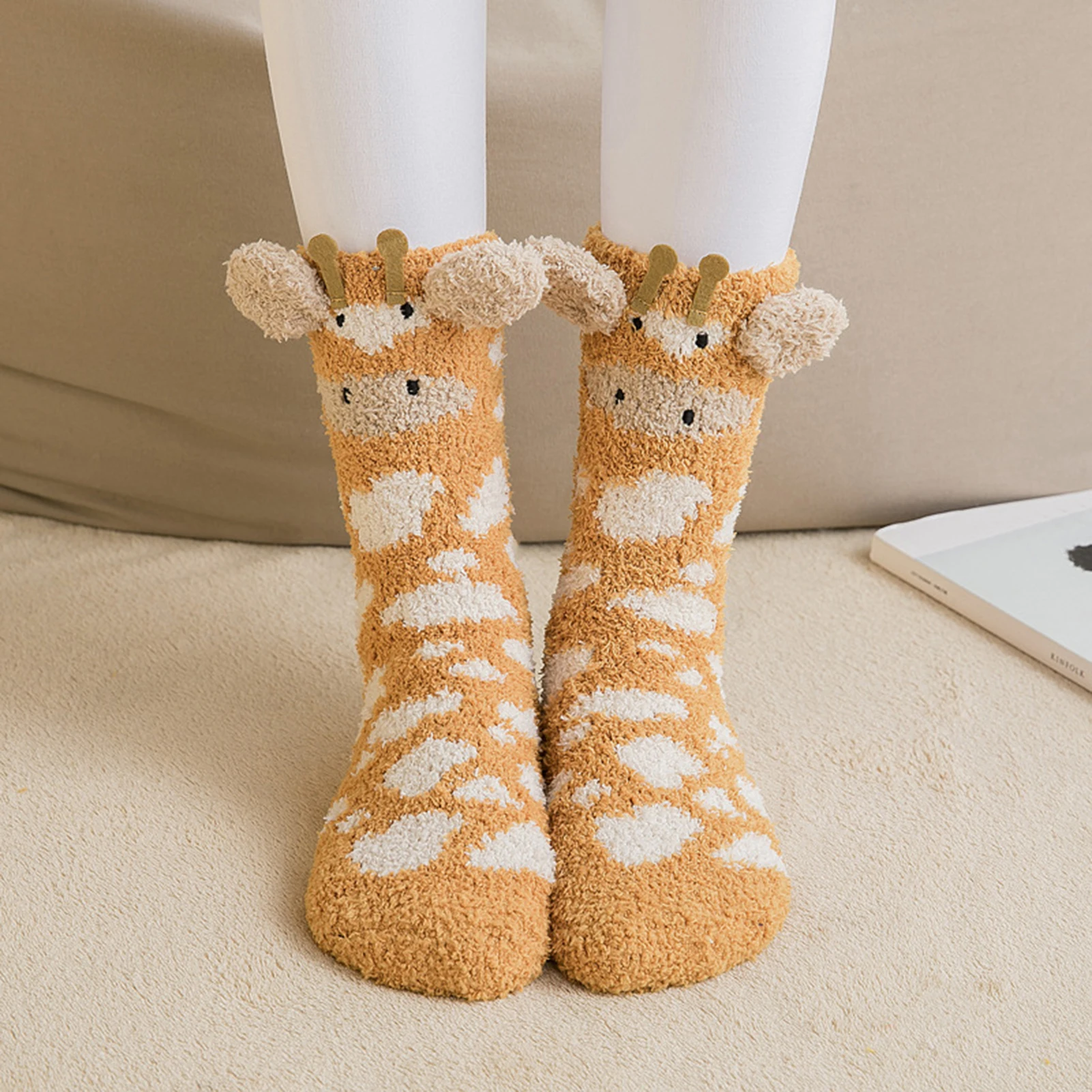 Kawaii Cartoon Pluizige Sokken voor Vrouwen Man Schattig Patroon Vrouwelijke Fleece Fuzzy Warme Grappige Sokken Thuis Vloer Slapen Cadeau Tiktok kopen vanaf een prijs van 6.96