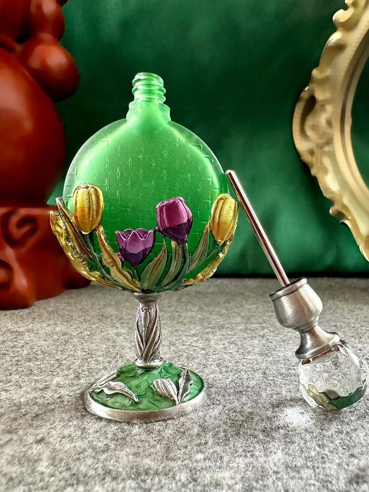 Vintage Crystal Perfume Bottle Empty Refillable Decorative Tulip