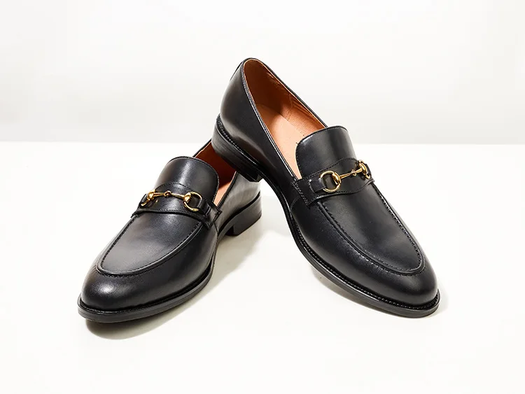 

Classic Handmade Mens Loafers Genuine Leather Slip-on Buckle Italian Style Brogue Wedding Dress Shoes for Men
