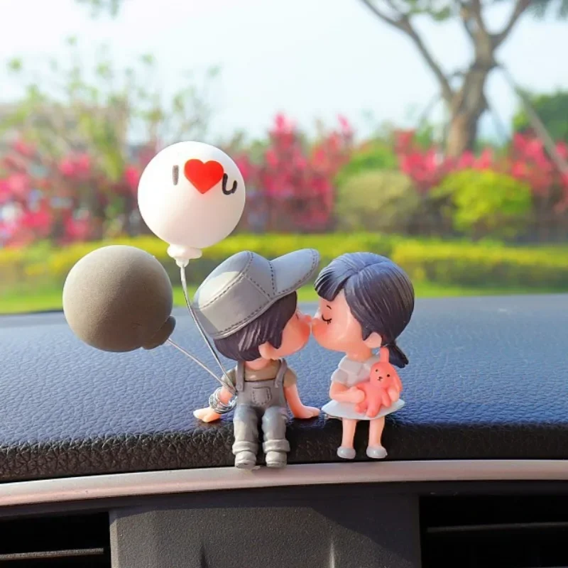 Cute Couple Car Ornaments Interior Decoration Crafts Home Office Desk Balloons Couple Ornaments Instrument Panel Figurine Decor
