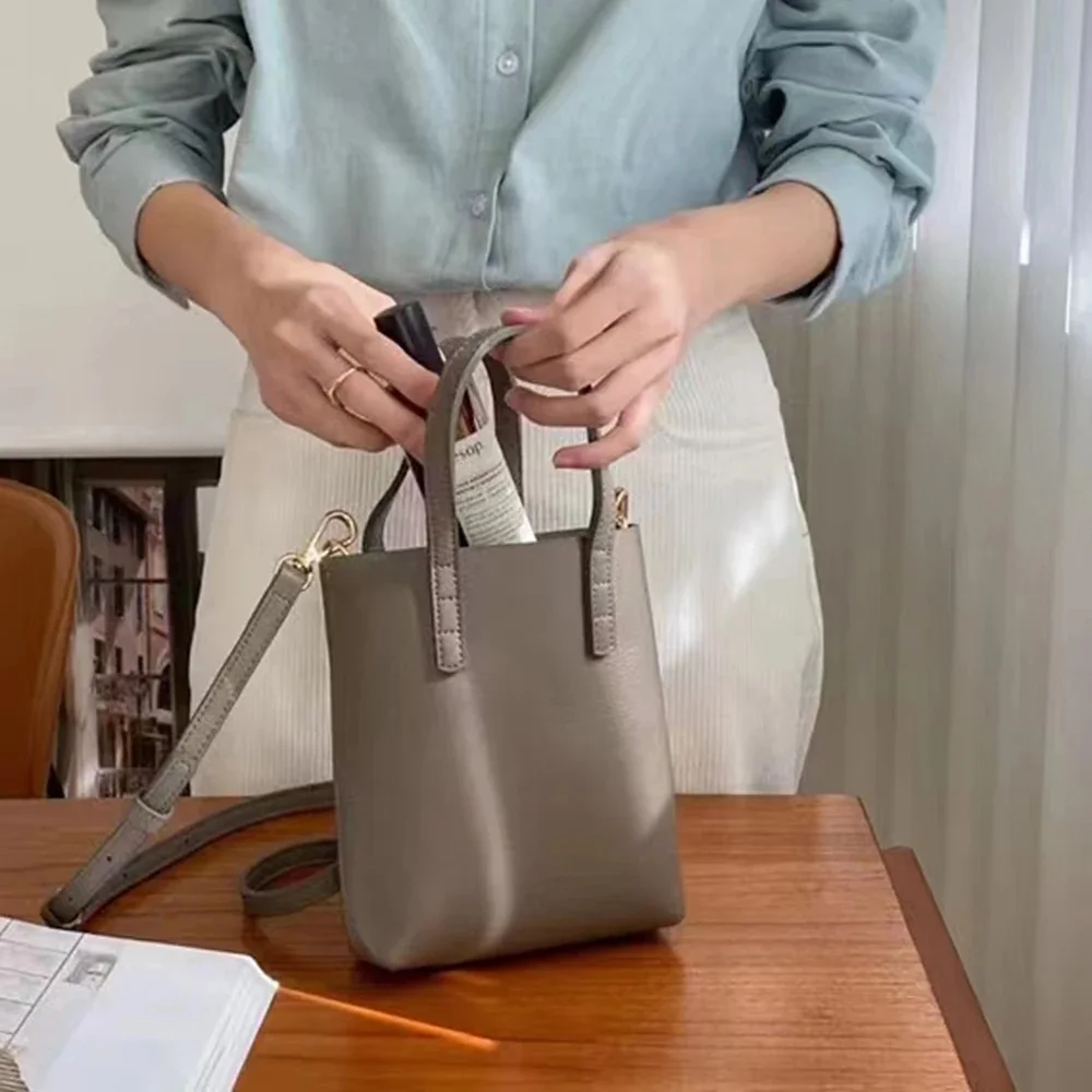 Women Shoulder Bag Sewing Pattern Leather Craft Die Cutting Template 19.5x13x6cm