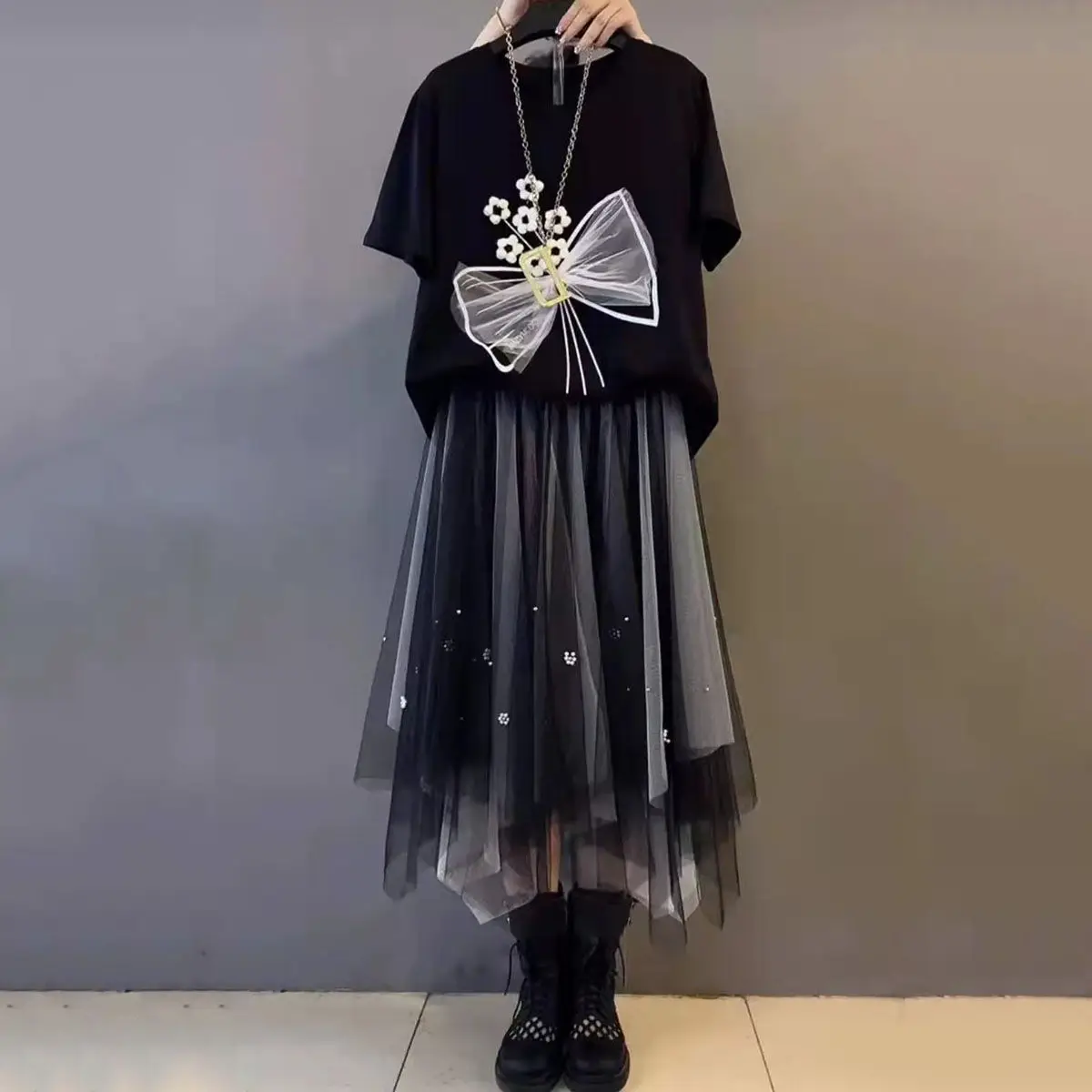 Summer New Loose Print T-shirt Hollow Lace Mesh Pleated Skirt Two Piece Beach Casual Holiday Dress Elegant Women's Party Dress