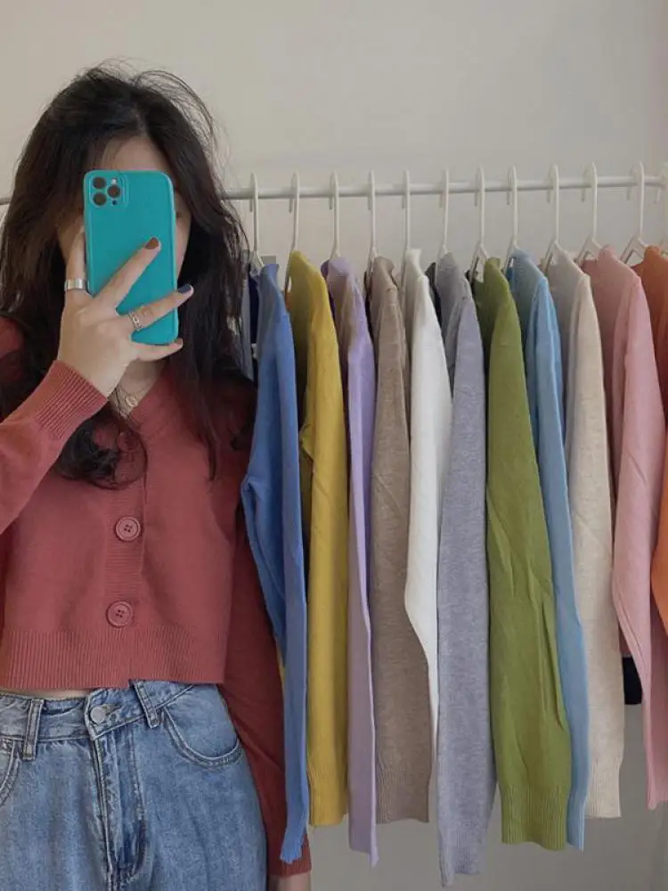 بلوفر نسائي بأزرار وأكمام طويلة ورقبة V ، كارديجان محبوك ، بلوزة قصيرة ، ملابس نسائية ، ملابس الشارع النحيف ، أحادي اللون ، الخريف ، الشتاء 6