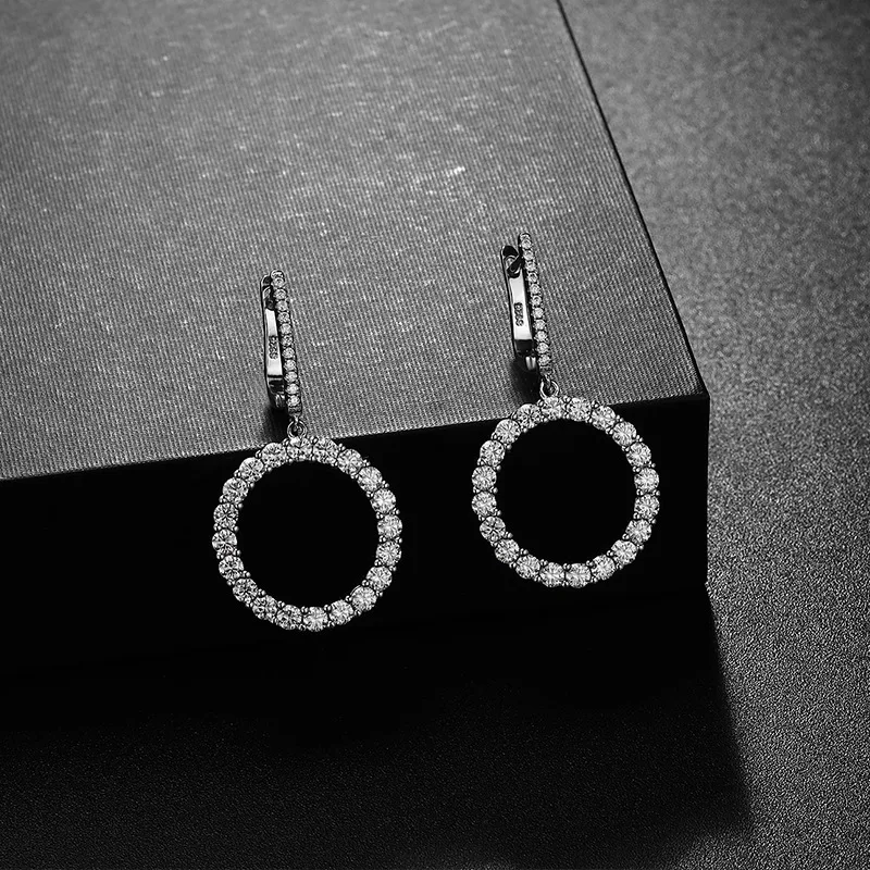 4.176Ct Real Moissanite Hoop Huggie Orecchini Donna 925 Sterling Silver Lab Moissanite Loop Orecchini Pass Diamond Tester Gift