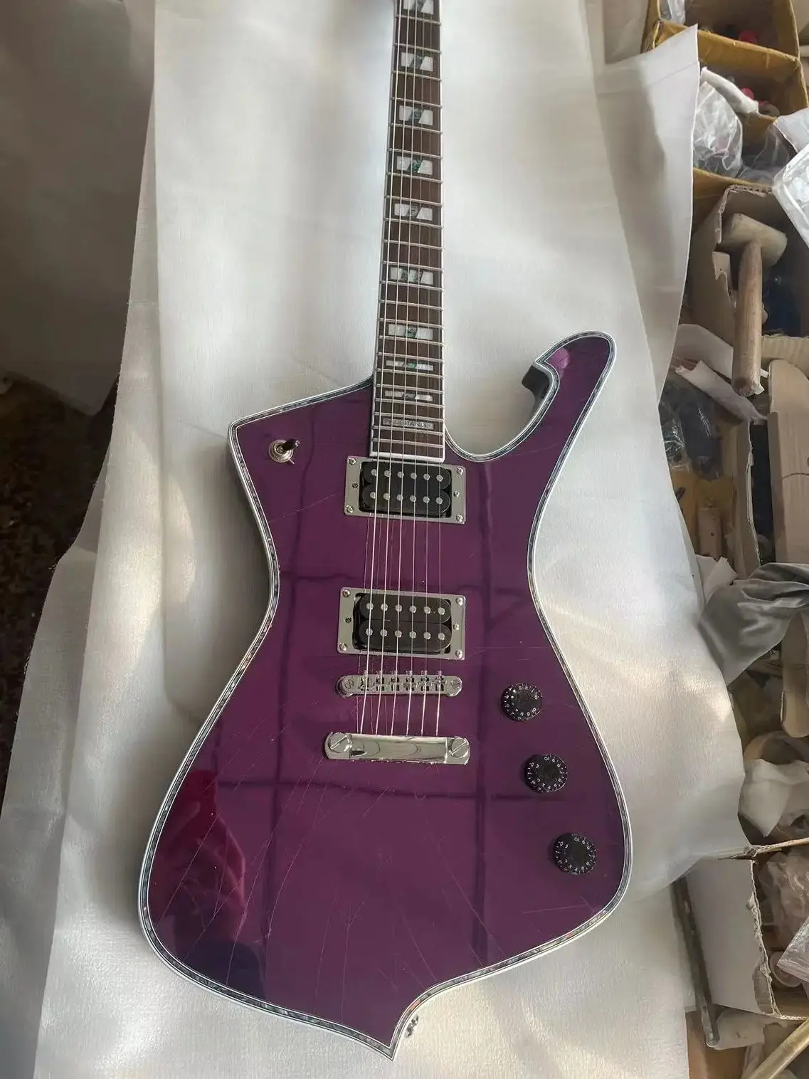 

Iceman Paul Stanley Use Style Purple Mirror Electric Guitar Pickguard Abalone Body Binding Chrome Hardware