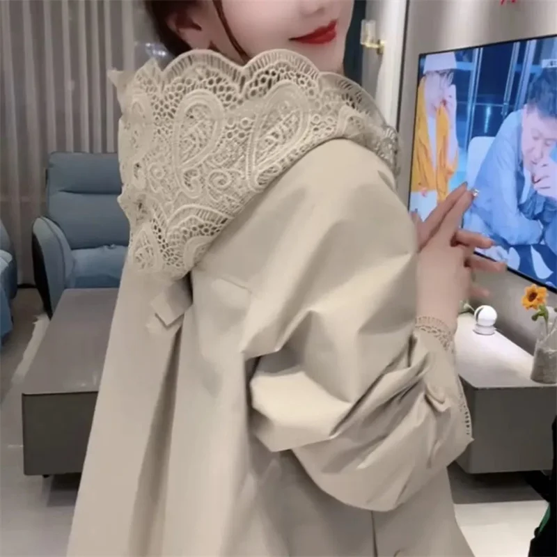 Cappotto giacca a vento europeo da donna Primavera Autunno 2025Nuova giacca temperamento Cuciture con cappuccio in pizzo Capispalla Moda donna Overwear 5