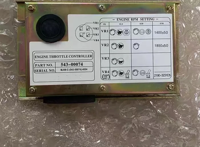 543-00074 300611-00138 300611-00123 MC33030 Engine Throttle Controller For Daewoo DH225 DH220-5 DH300-7 SOLAR 340LC-V Excavator