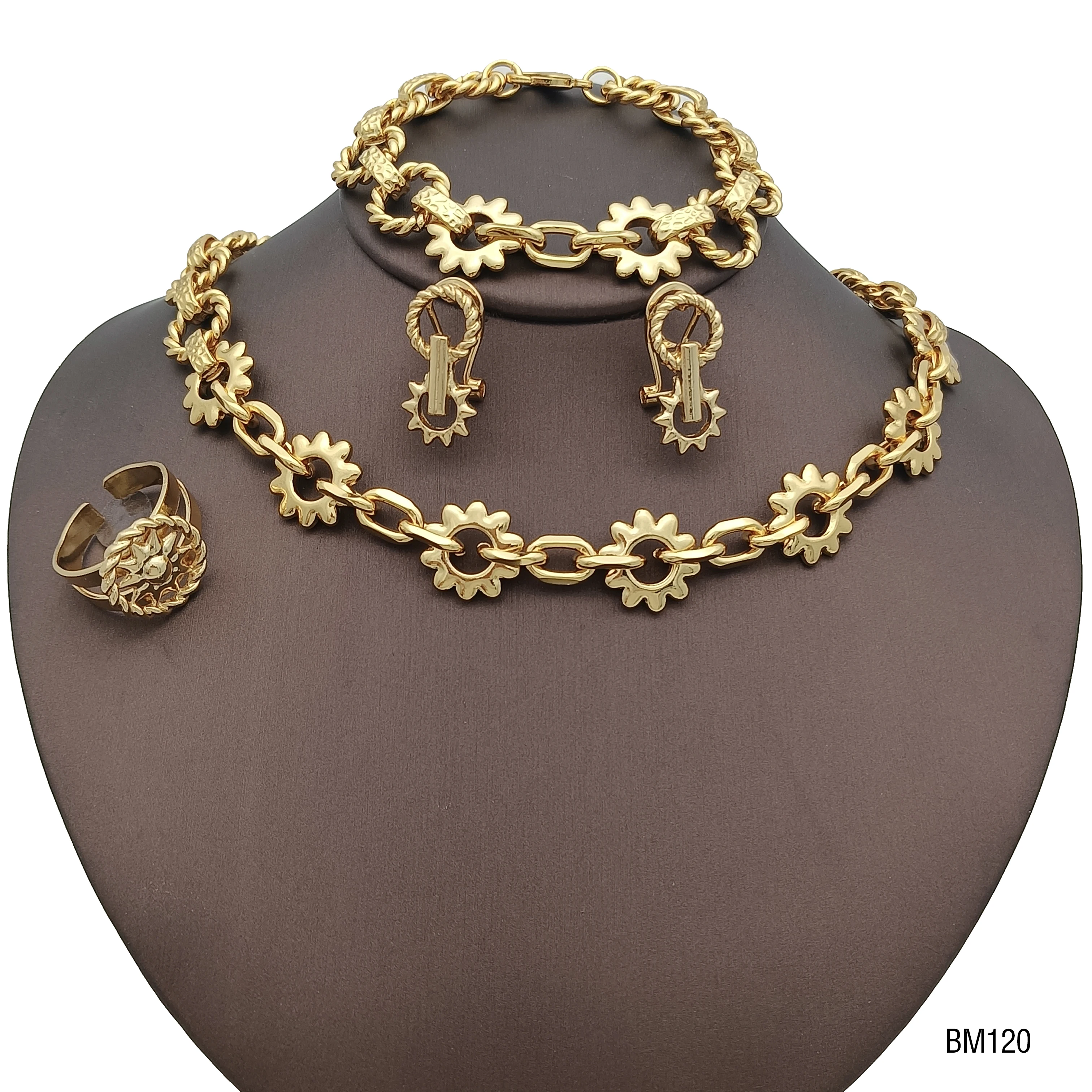 

Brazilian Women Jewelry Set Gold Color Necklace Earrings Ring Bracelet Flower Jewelry Accessories Luxury Party Wedding Jewellry