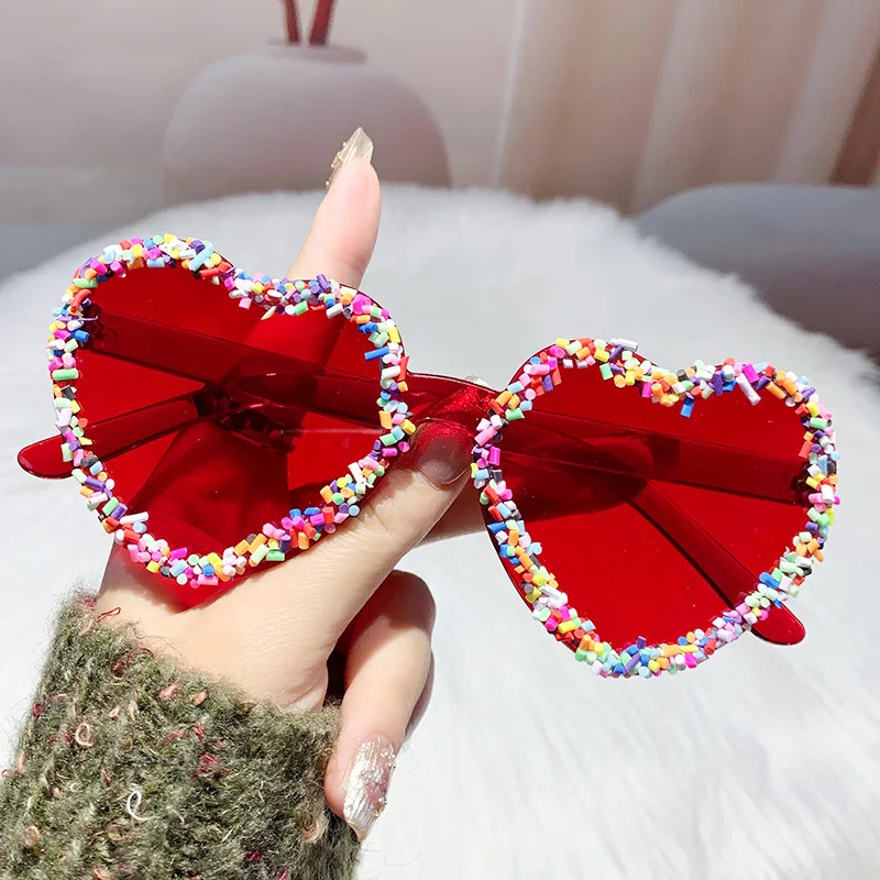 Fashion Heart Shape Sunglasses with Colorful Jimmies Women Stylish Cute Beach Sun Glasses Trendy Original Vacation Casual Shades