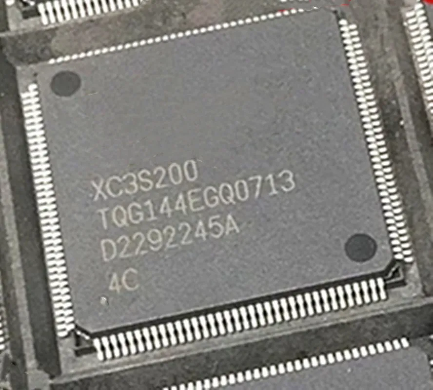 

5 шт. ~ 20 шт./лот 100% Новая фотография фотосессия XC3S200 TQFP144