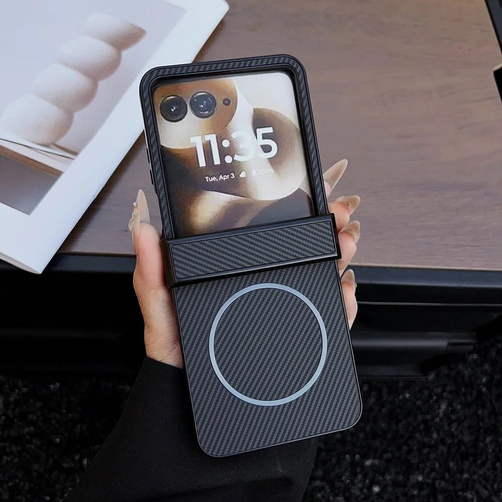 Premium Carbon Fiber Magnetic Phone Case with Built-In Bottom Bracket