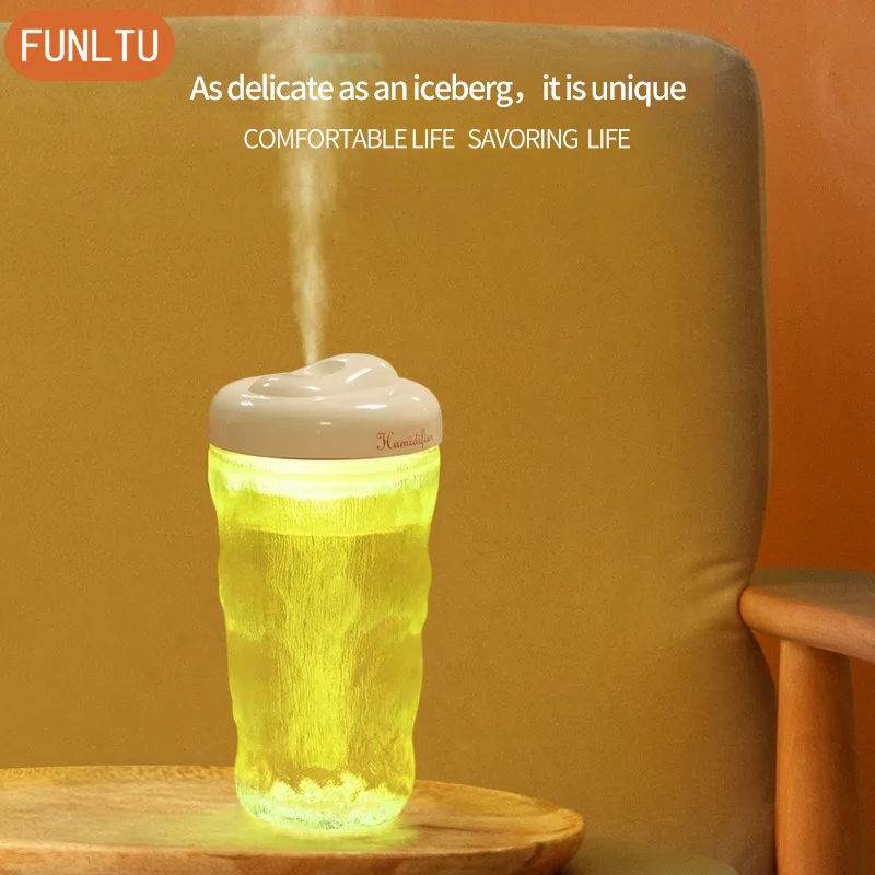 

A new portable car humidifier Office desktop small air atomizer home silent ice core humidifier