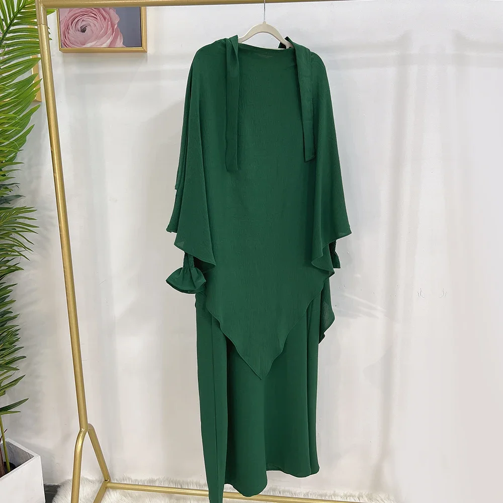 10 Dark Green