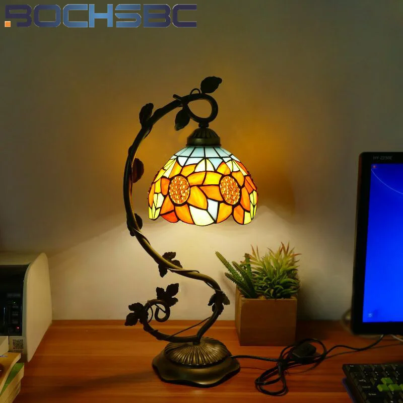 BOCHSBC 스타일 스테인드 글라스 미국 레트로 책상 램프, 침실 침대 옆 램프, 카페 서재 레스토랑 테이블 램프, LED 장식