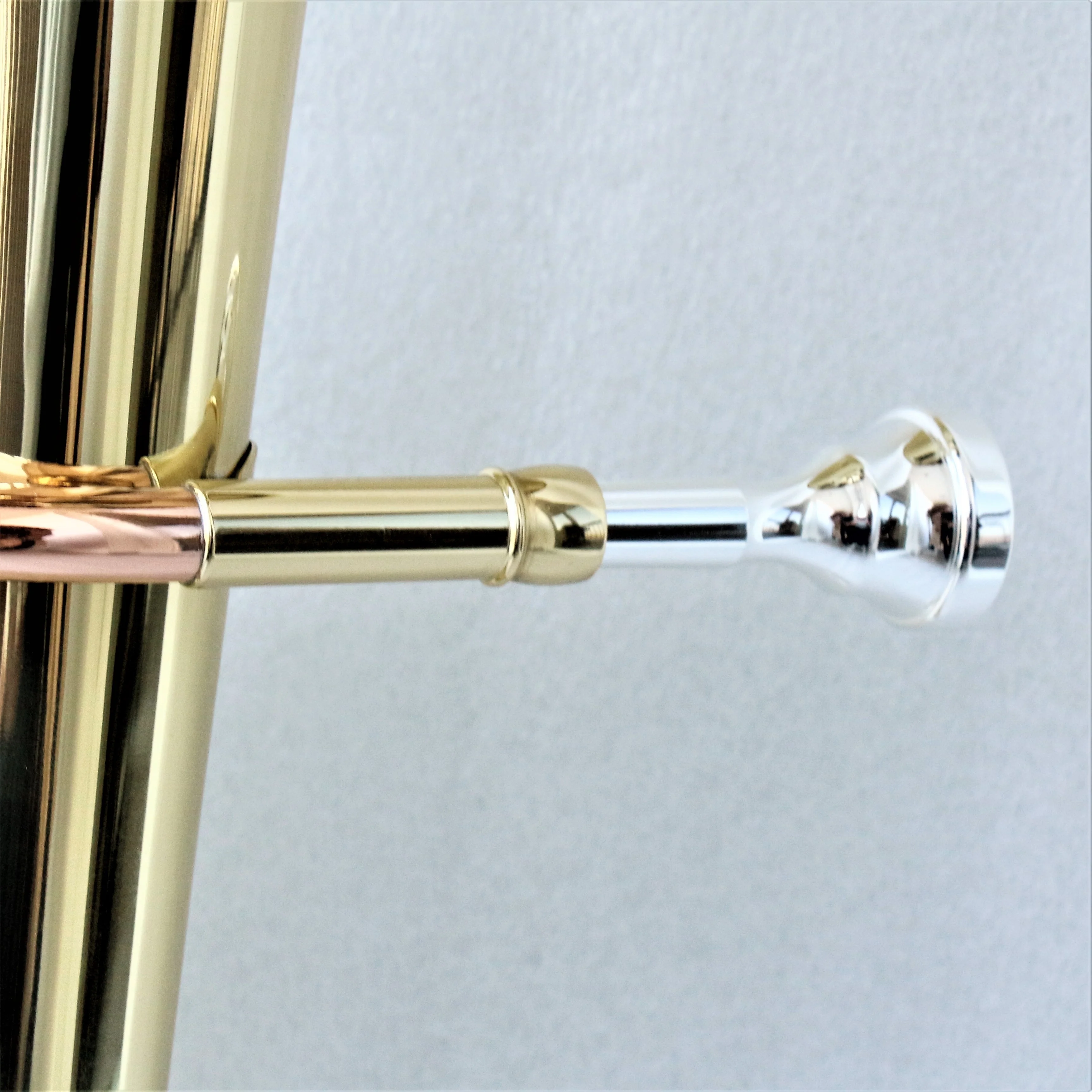 Chinese Factory Alto Horn Gold Lacquer Eb Alto Horn Instrument Fine Polished Piston Brass Musical Instruments