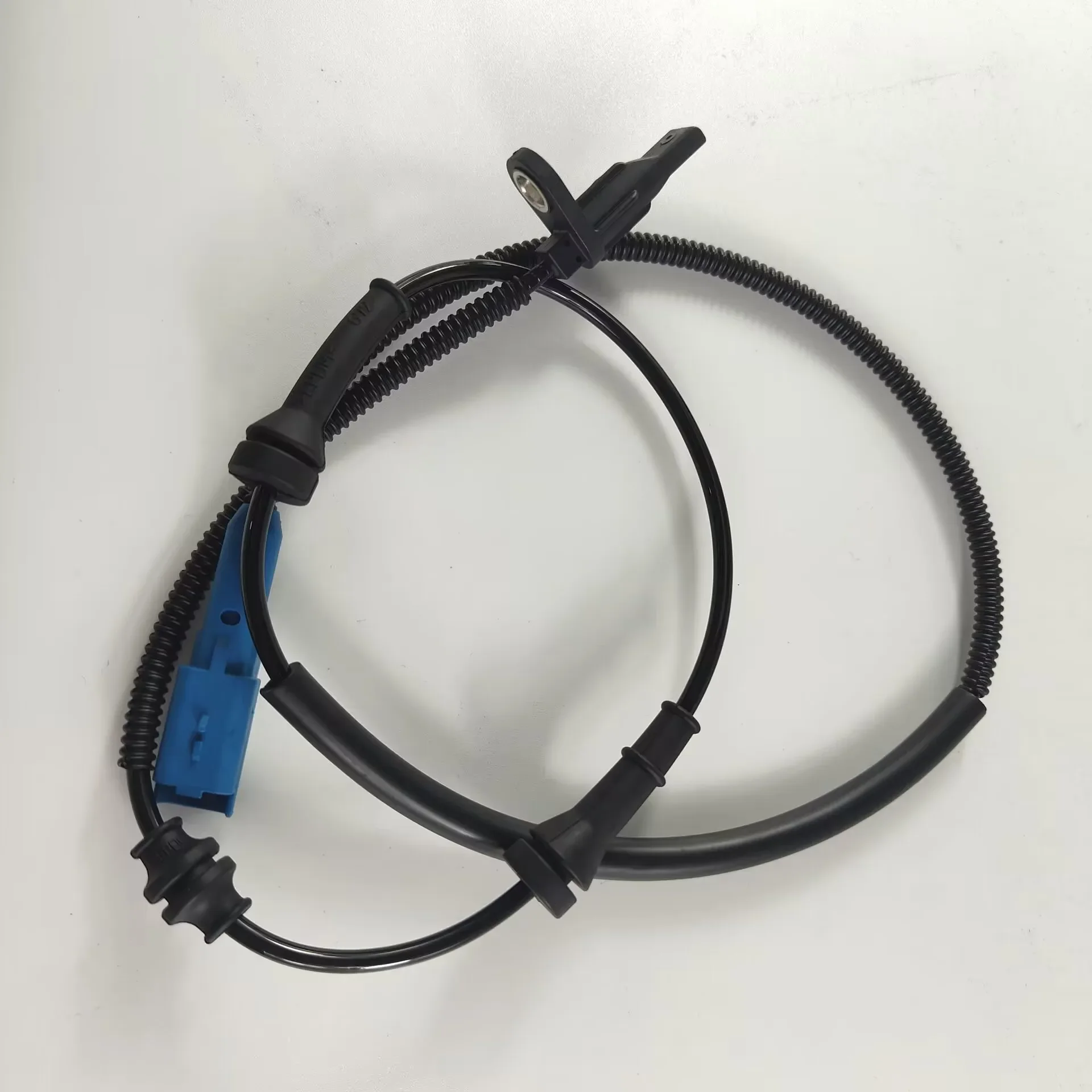 Front rear Left and Right Outer Wheel Speed Sensors 4545J9 / 4545J8 for Peugeot 301208 Citroen C-Elysee 9805066080 9805066580 auto speed sensor