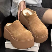 Mules compensées en daim pour femme, bout rond, semelle épaisse, doublure en coton, sabots chauds, mules décontractées à talon compensé, chaussures rehaussantes 4