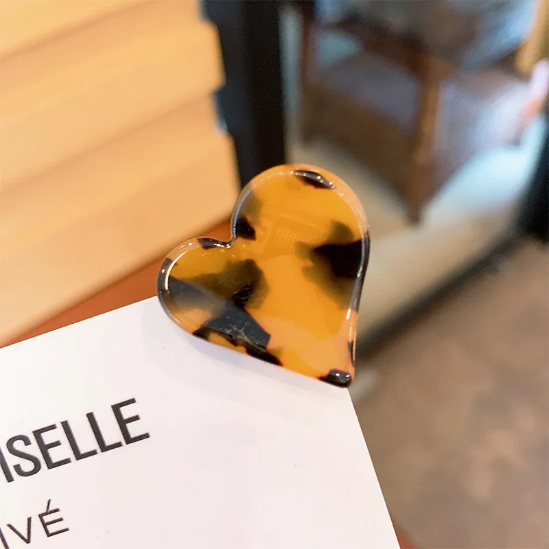 

Cute, sweet, and colorful love clip, simple and versatile, with Liu Haibin clip hair accessories