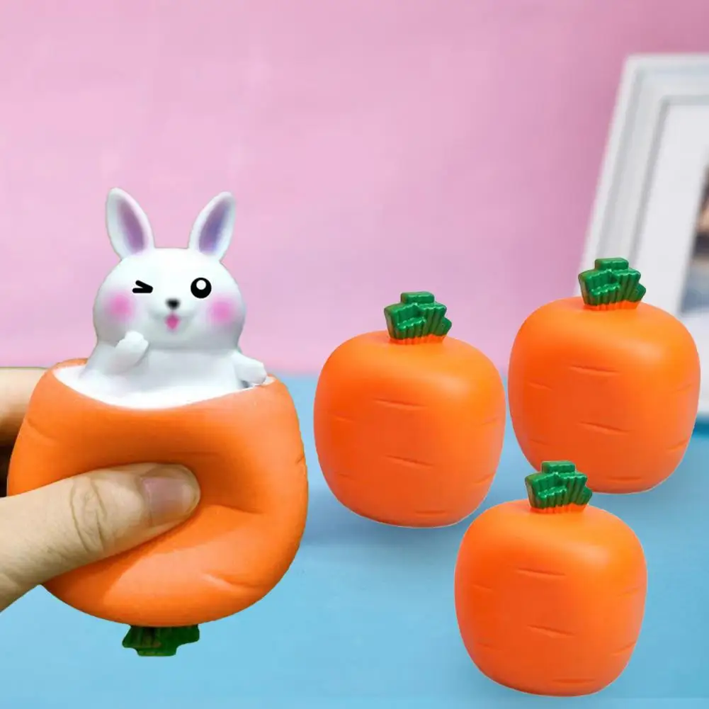 1pc Plastic Multi-functional Rabbit Puzzle Feeder Toy, Carrot/rabbit/dragon  Squirrel Leakage Ball, Random Color