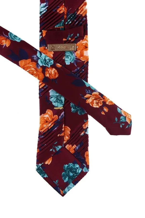 Рисунок 2 - Шелковый галстук Piliseli с бордовым